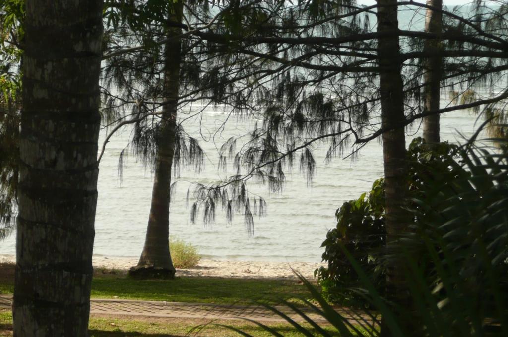 Beachside Holiday Units Bowen Quarto foto
