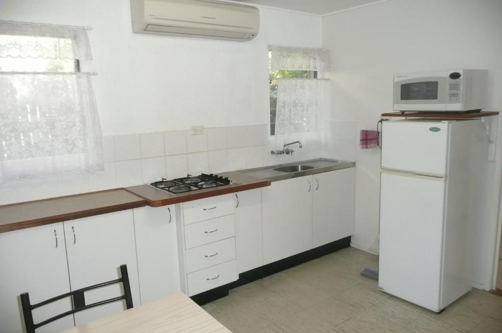 Beachside Holiday Units Bowen Quarto foto