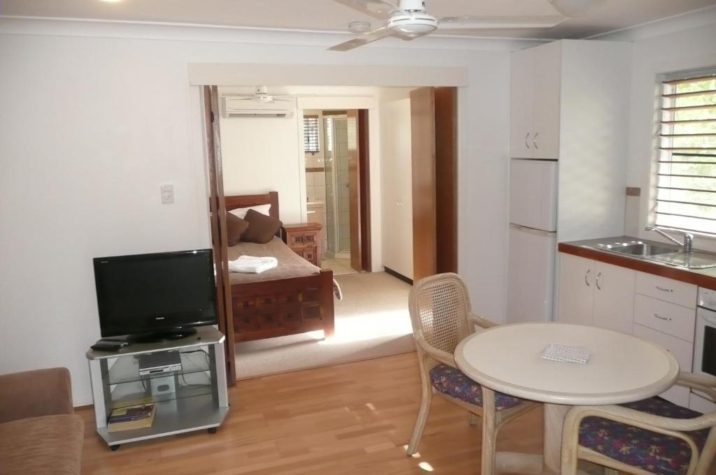 Beachside Holiday Units Bowen Quarto foto
